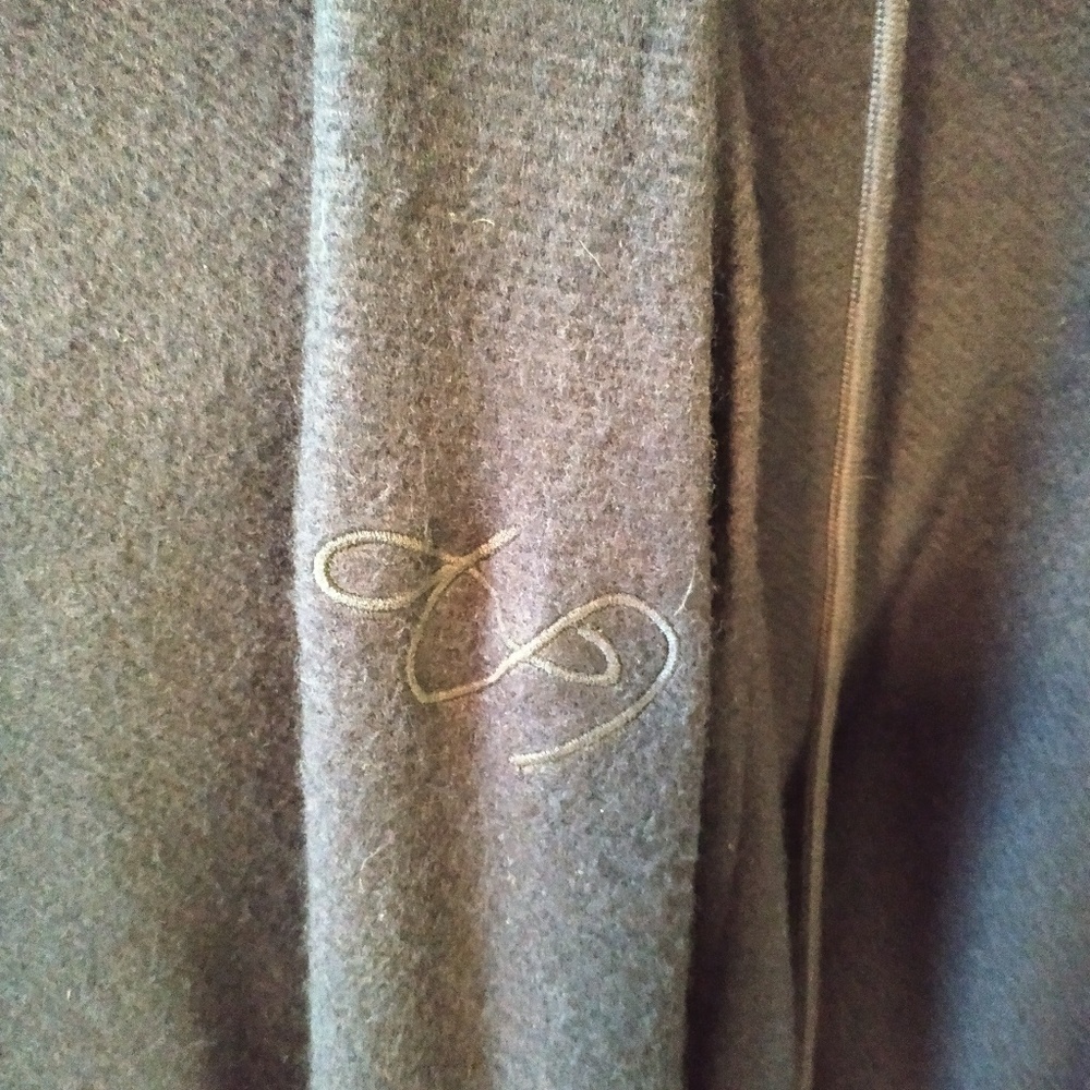 SOLD Balenciaga Cashmere Blend Hooded Poncho - Picture 6 of 7